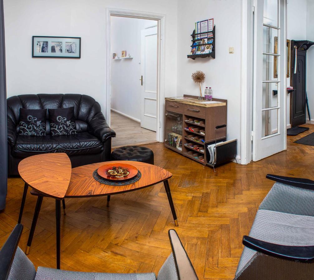 Central Perk Apartments Рига Екстериор снимка