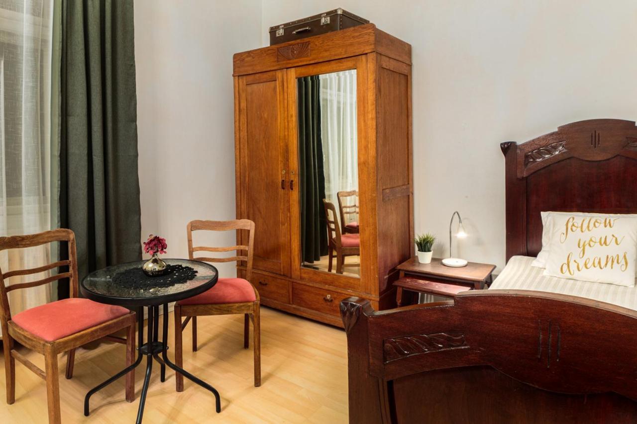 Central Perk Apartments Рига Екстериор снимка